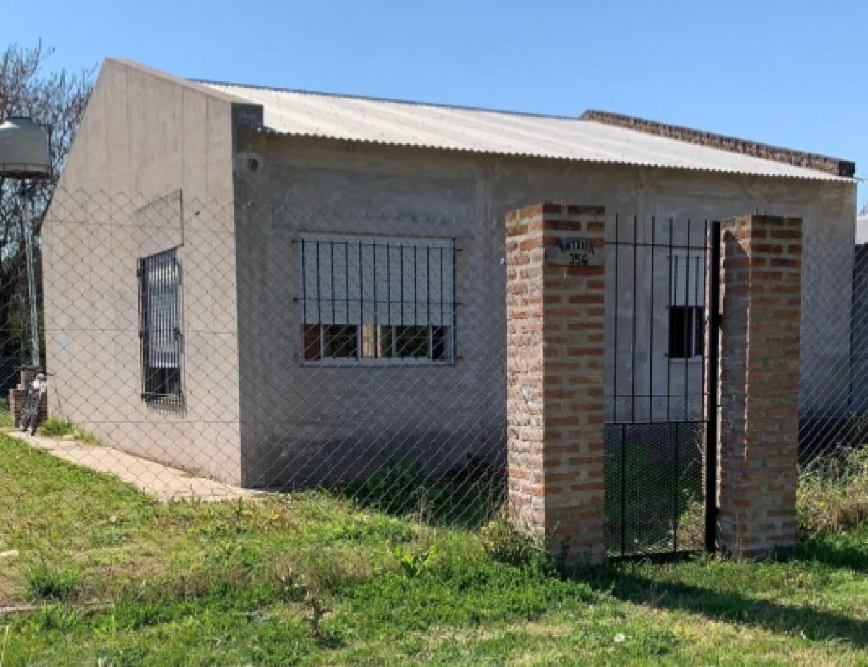 Casa de 3 dormitorios en alquiler, zona Hosteria de Lujan