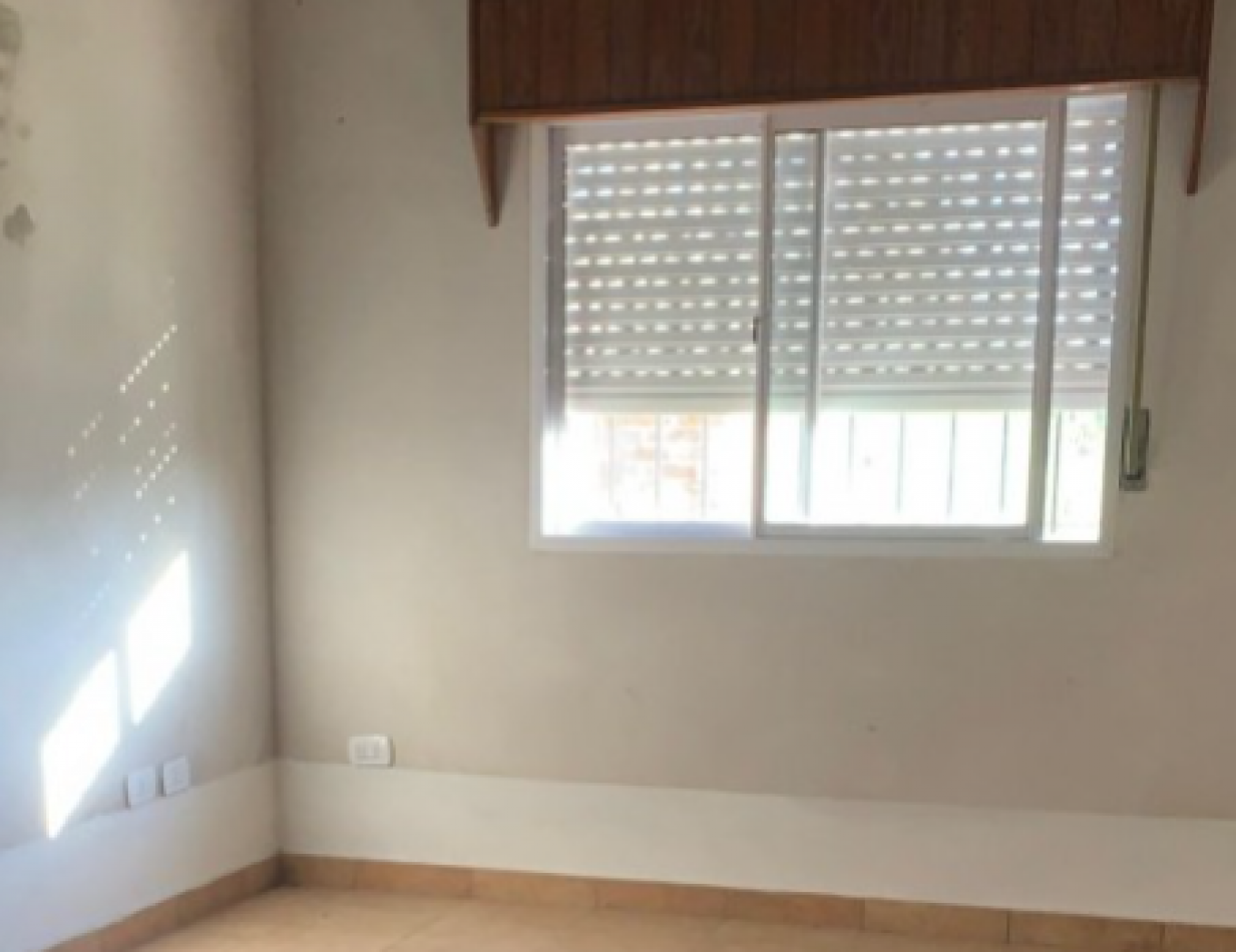 Casa de 3 dormitorios en alquiler, zona Hosteria de Lujan
