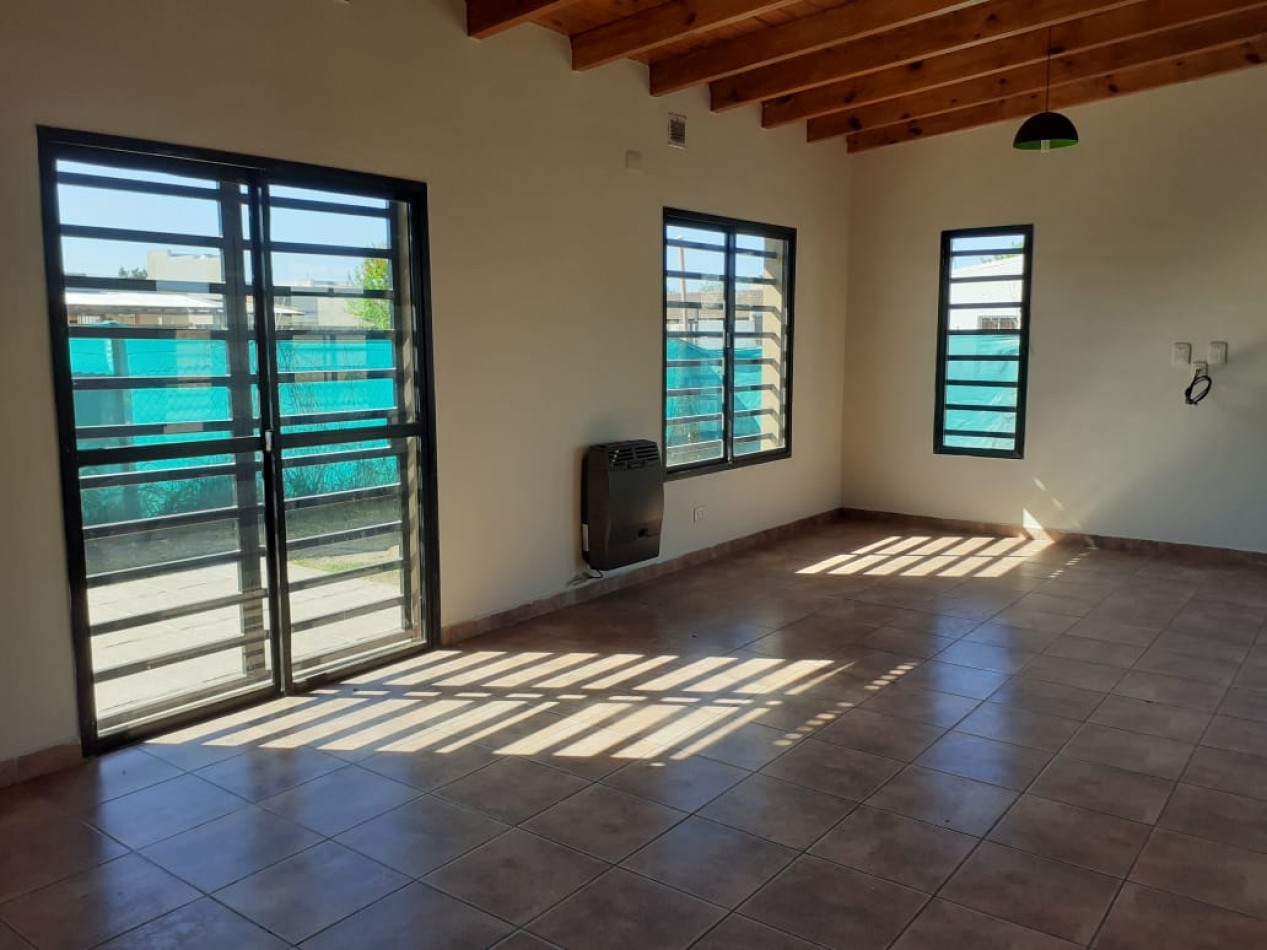 Muy linda casa en Barrio El Soleado, Pueblo Nuevo